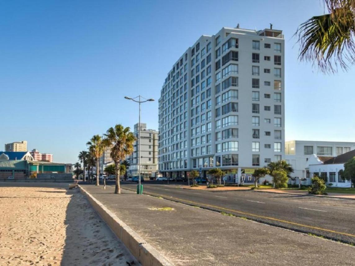 The Odeon Beachfront Le Cap Extérieur photo